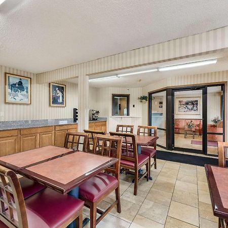 Rodeway Inn Columbus Eksteriør bilde