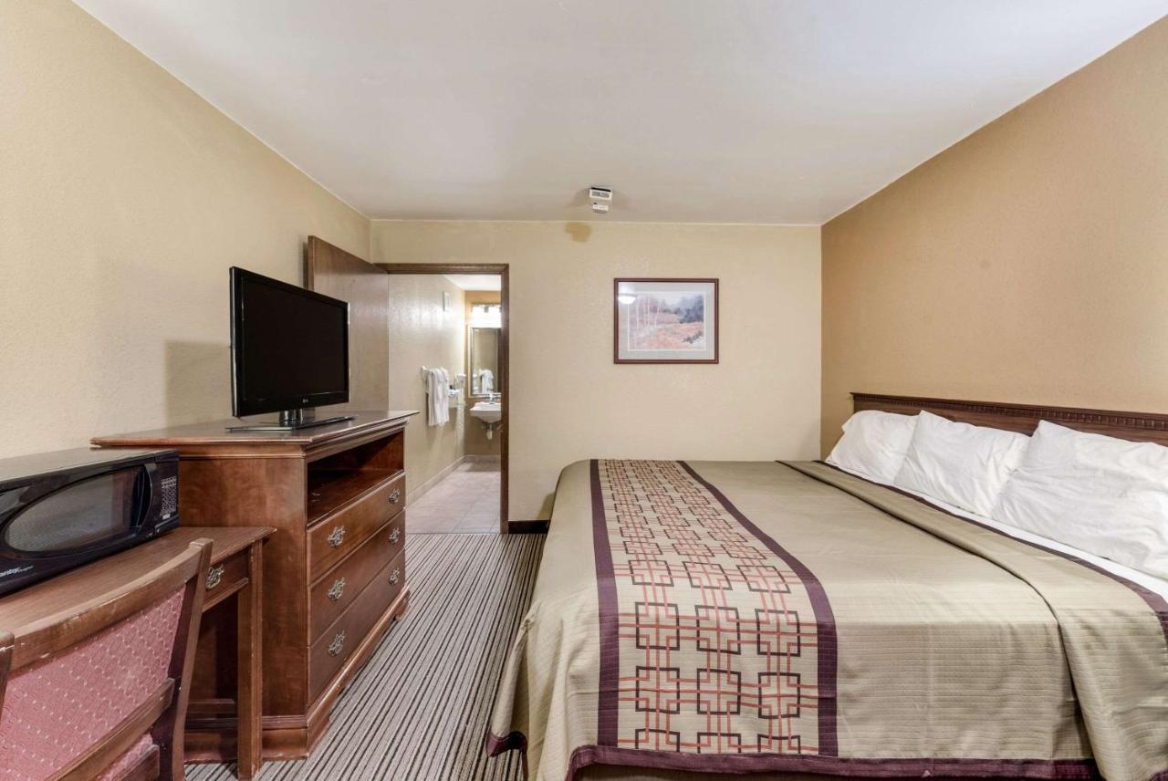 Rodeway Inn Columbus Eksteriør bilde
