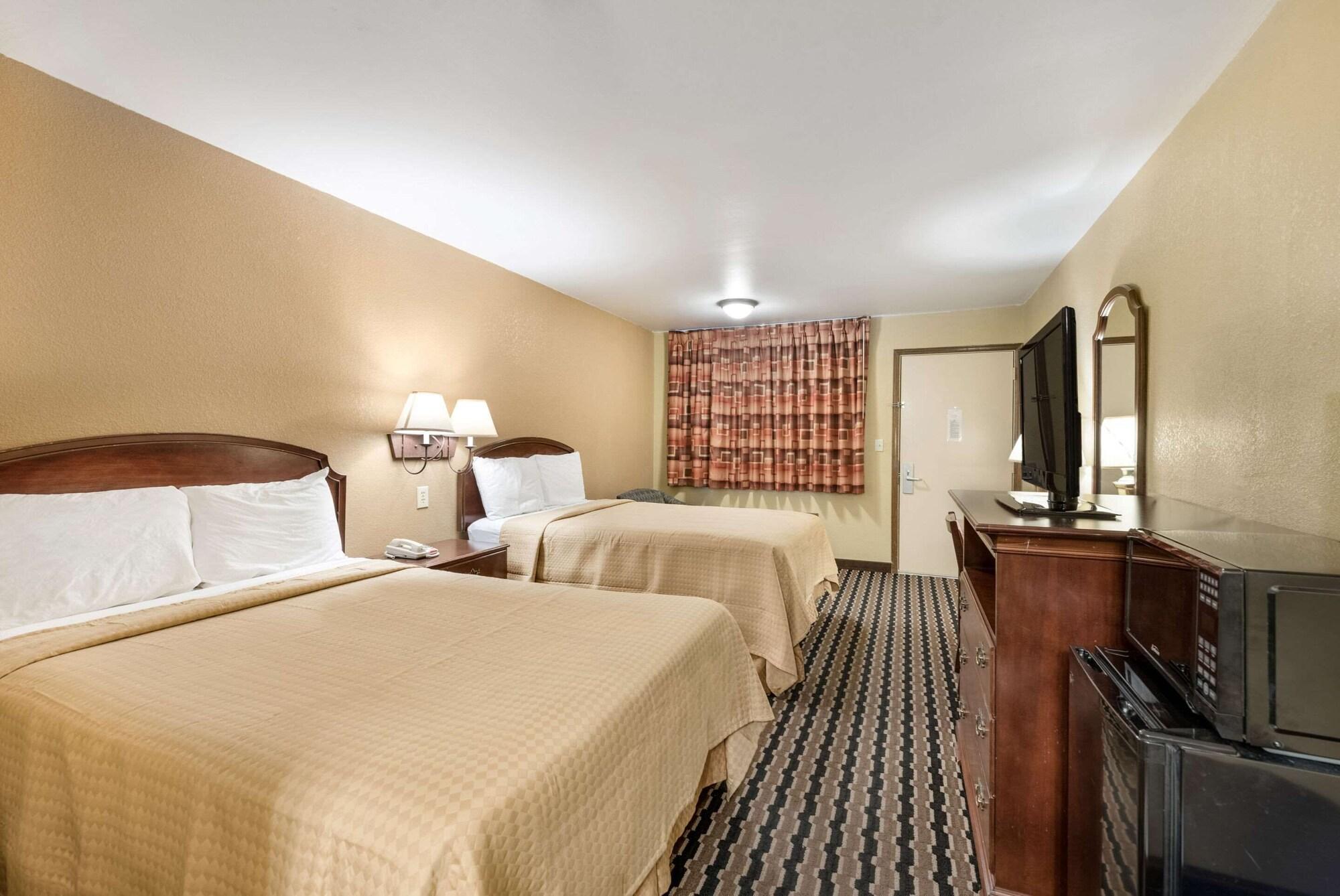 Rodeway Inn Columbus Eksteriør bilde