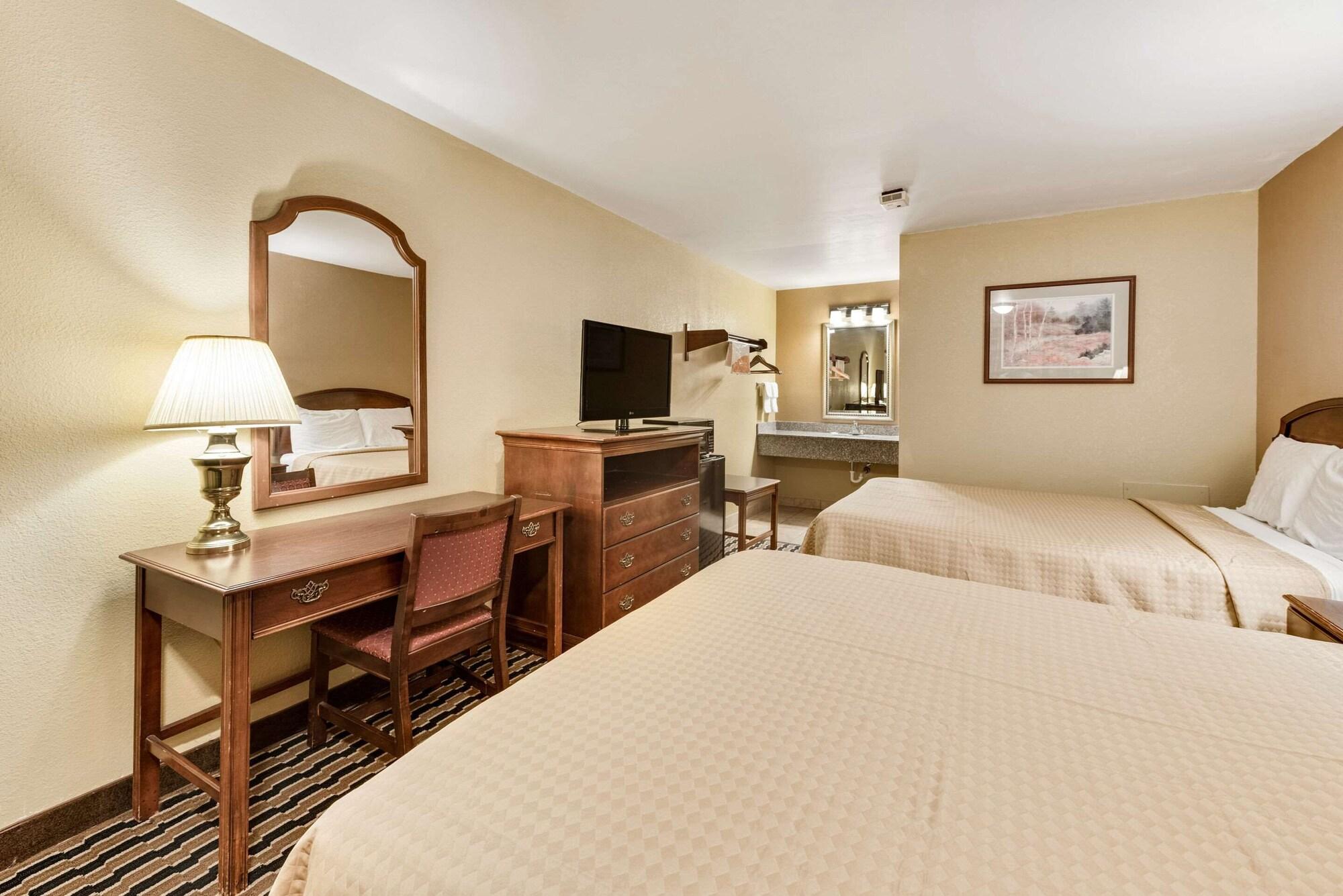 Rodeway Inn Columbus Eksteriør bilde